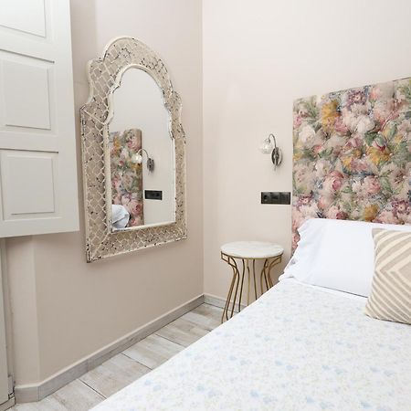 Akla Suites Con Jacuzzi Santillana Santillana del Mar Eksteriør bilde