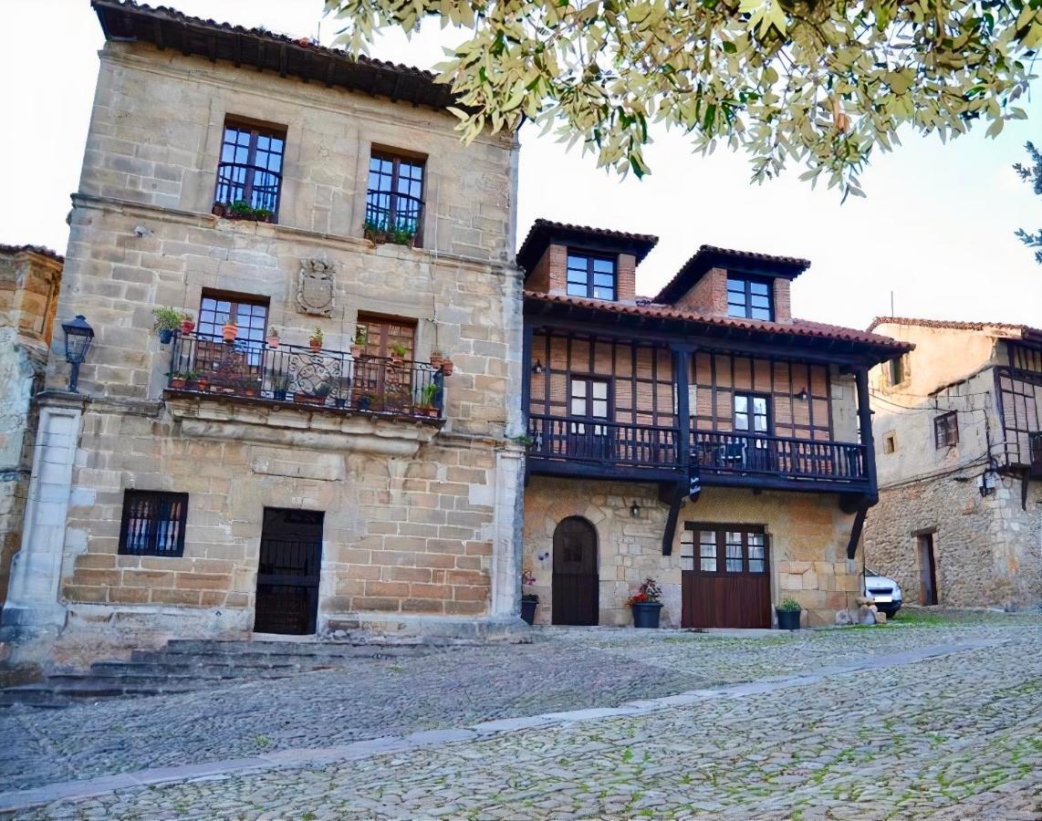 Akla Suites Con Jacuzzi Santillana Santillana del Mar Eksteriør bilde