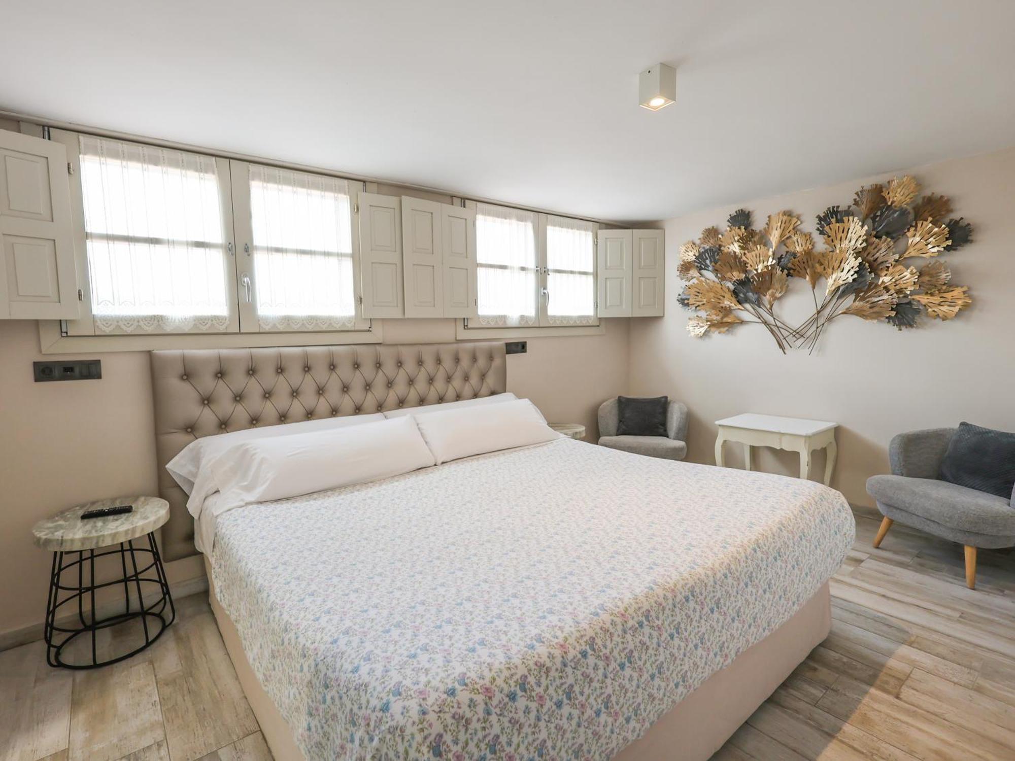 Akla Suites Con Jacuzzi Santillana Santillana del Mar Eksteriør bilde